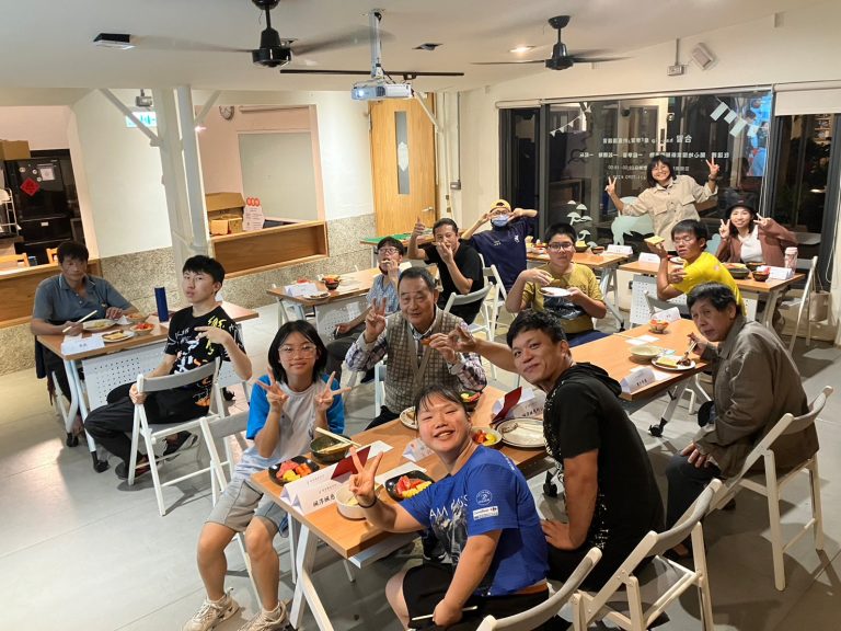 LINE_ALBUM_20240509孝親日_240529_79-768x576.jpg